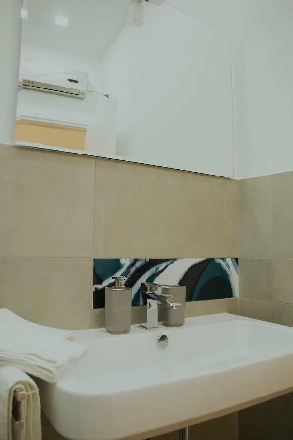 B&B Il Balconcino A Santa Chiara Naples 0*,  Italy